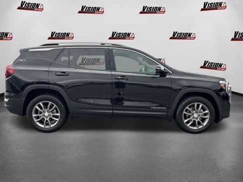 Used 2023 GMC Terrain SLT AWD/4WD image 4