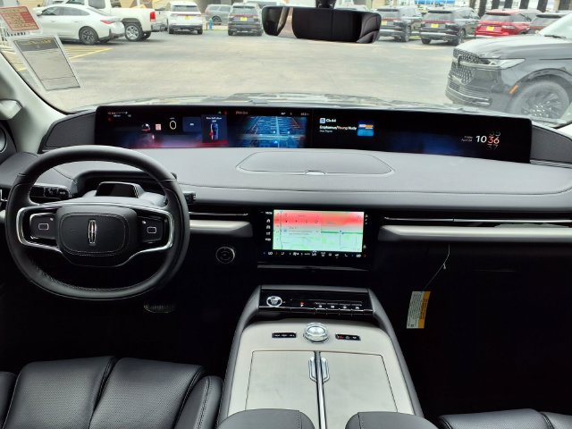 New 2026 Lincoln Navigator Premiere AWD/4WD image 10