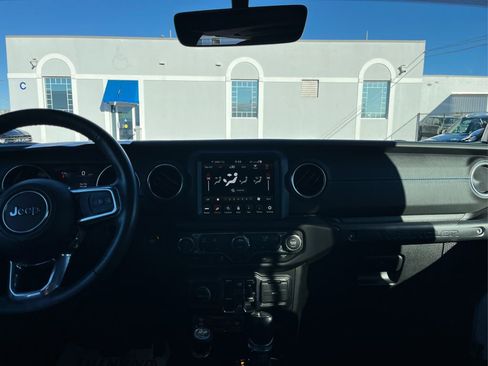 Used 2022 Jeep Wrangler Unlimited Rubicon 4xe w/ Dual Top Group image 13