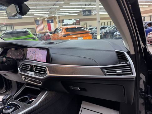 Used 2019 BMW X7 xDrive50i w/ Off-Road Package AWD/4WD image 45