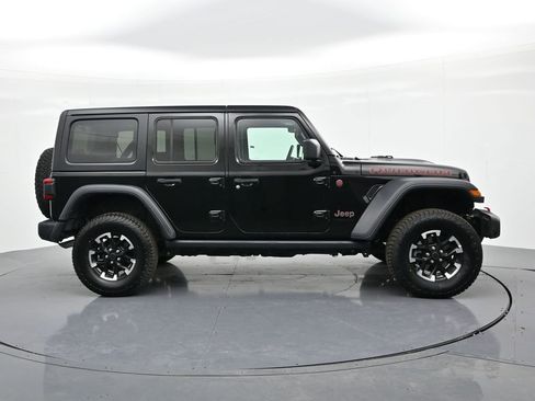 Used 2025 Jeep Wrangler Unlimited Rubicon image 5