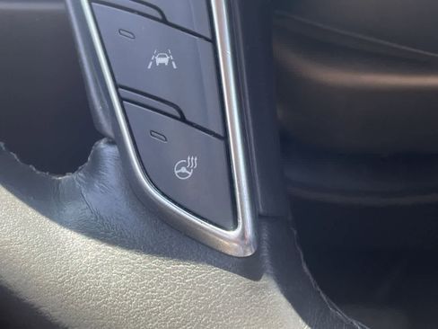 Used 2019 Cadillac XT5 Luxury AWD/4WD image 23