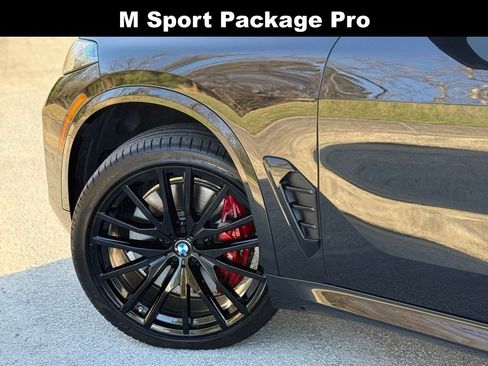 Used 2025 BMW X5 M60i image 7