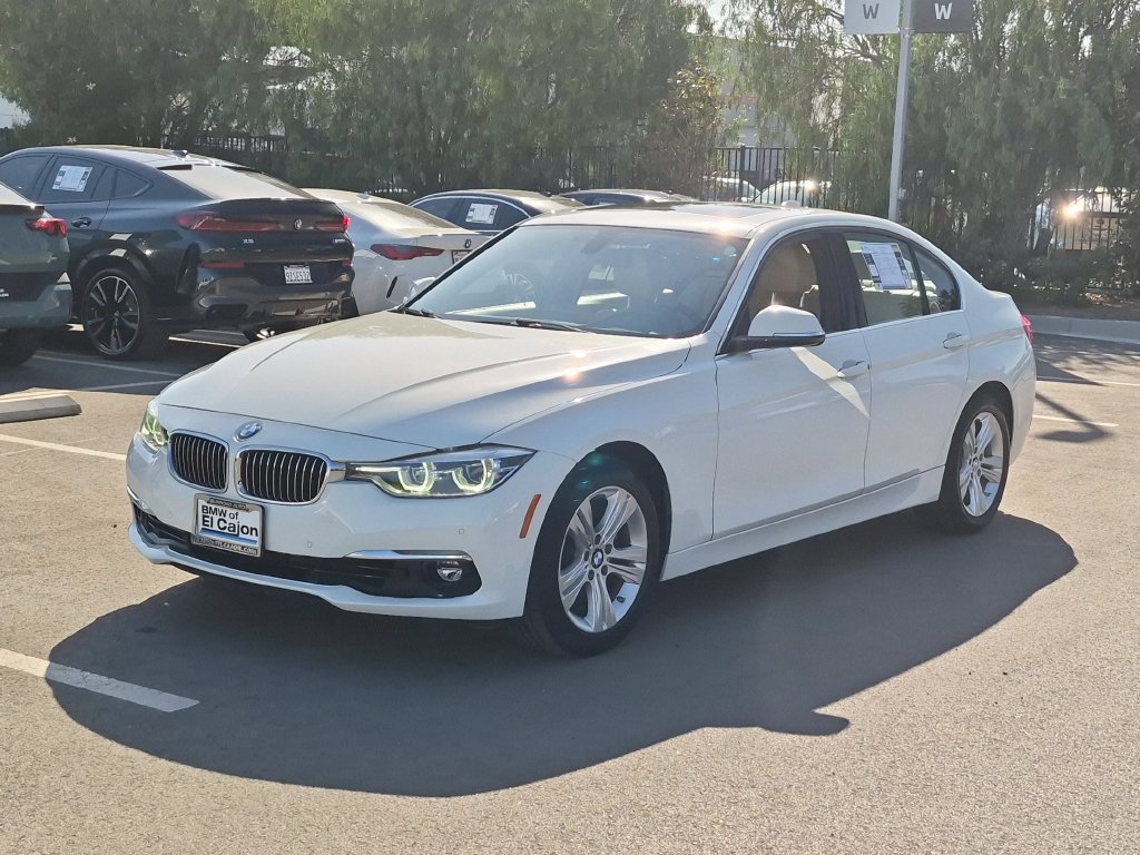 Used 2016 BMW 328i xDrive Sedan AWD/4WD image 2