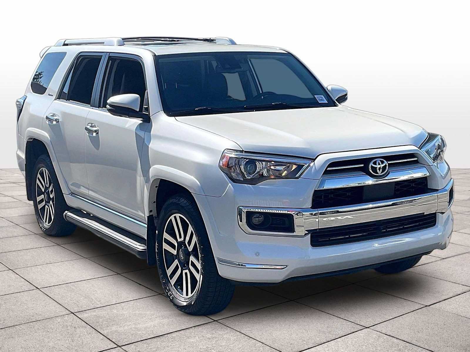 Used 2023 Toyota 4Runner Limited AWD/4WD image 2