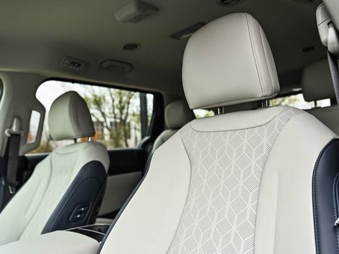 New 2026 Kia Carnival EX image 21