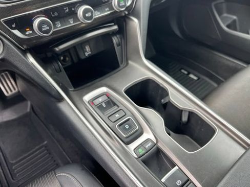 Used 2020 Honda Accord Sport image 27