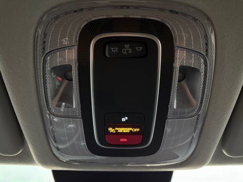 Used 2024 Hyundai Kona SEL w/ Convenience Package FWD image 19