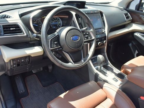 Used 2022 Subaru Ascent Touring AWD/4WD image 3