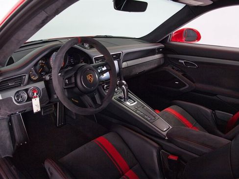 Used 2018 Porsche 911 GT3 image 22