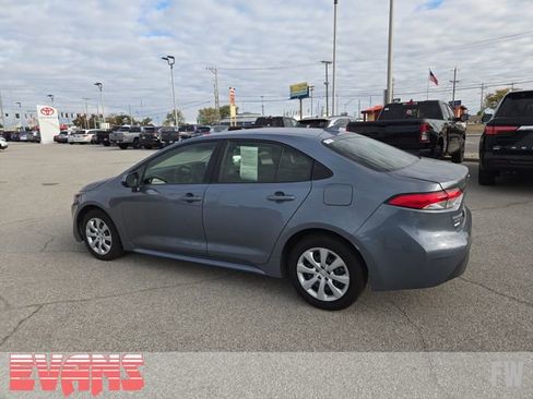 Used 2023 Toyota Corolla LE image 24