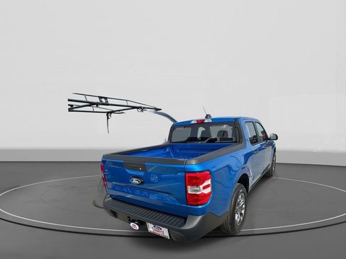 Used 2025 Ford Maverick XLT w/ Equipment Group 302A AWD/4WD image 5