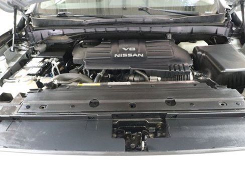 Used 2017 Nissan Titan PRO-4X AWD/4WD image 21