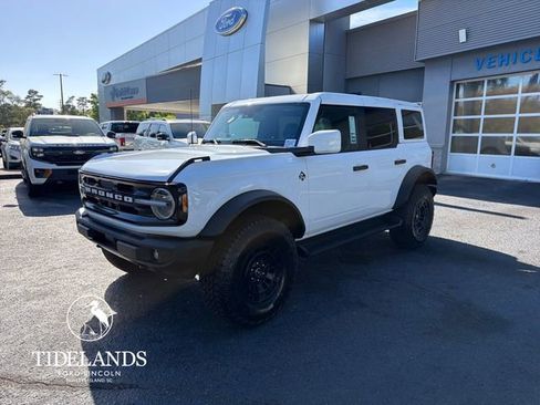 New 2026 Ford Bronco Outer Banks w/ Sasquatch Package image 4