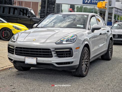 Used 2022 Porsche Cayenne Coupe AWD/4WD image 5