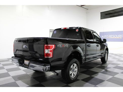Used 2020 Ford F150 XLT image 4