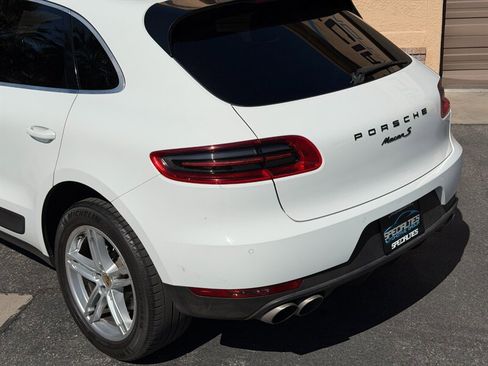 Used 2018 Porsche Macan S AWD/4WD image 14