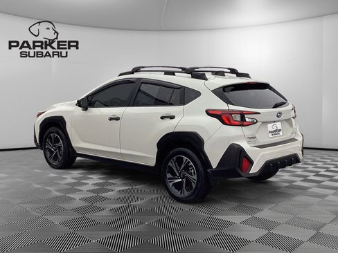 Used 2024 Subaru Crosstrek 2.0i Premium image 3