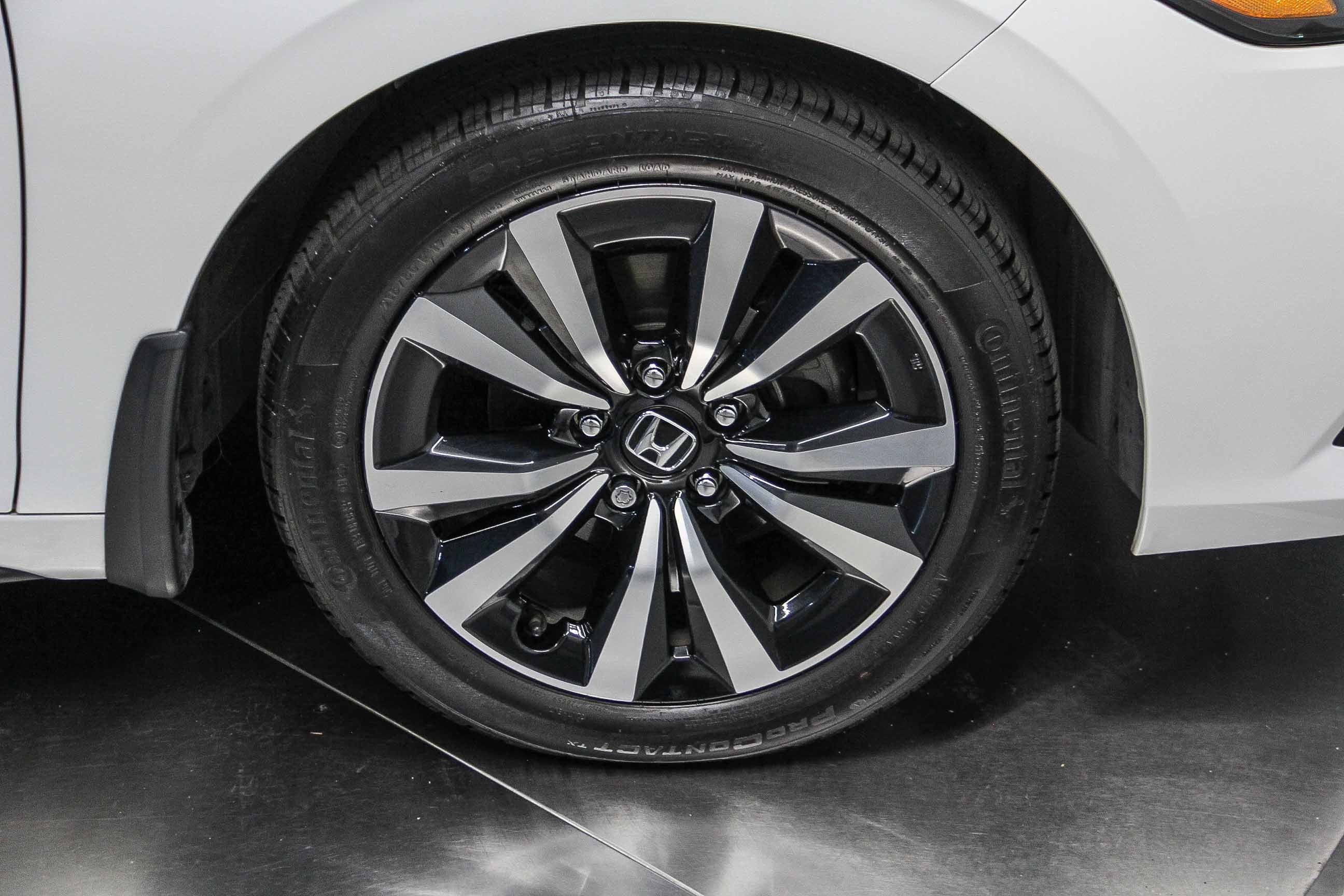 Used 2023 Honda Civic EX-L image 9