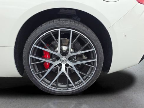 Certified 2024 Maserati GranTurismo Modena image 15