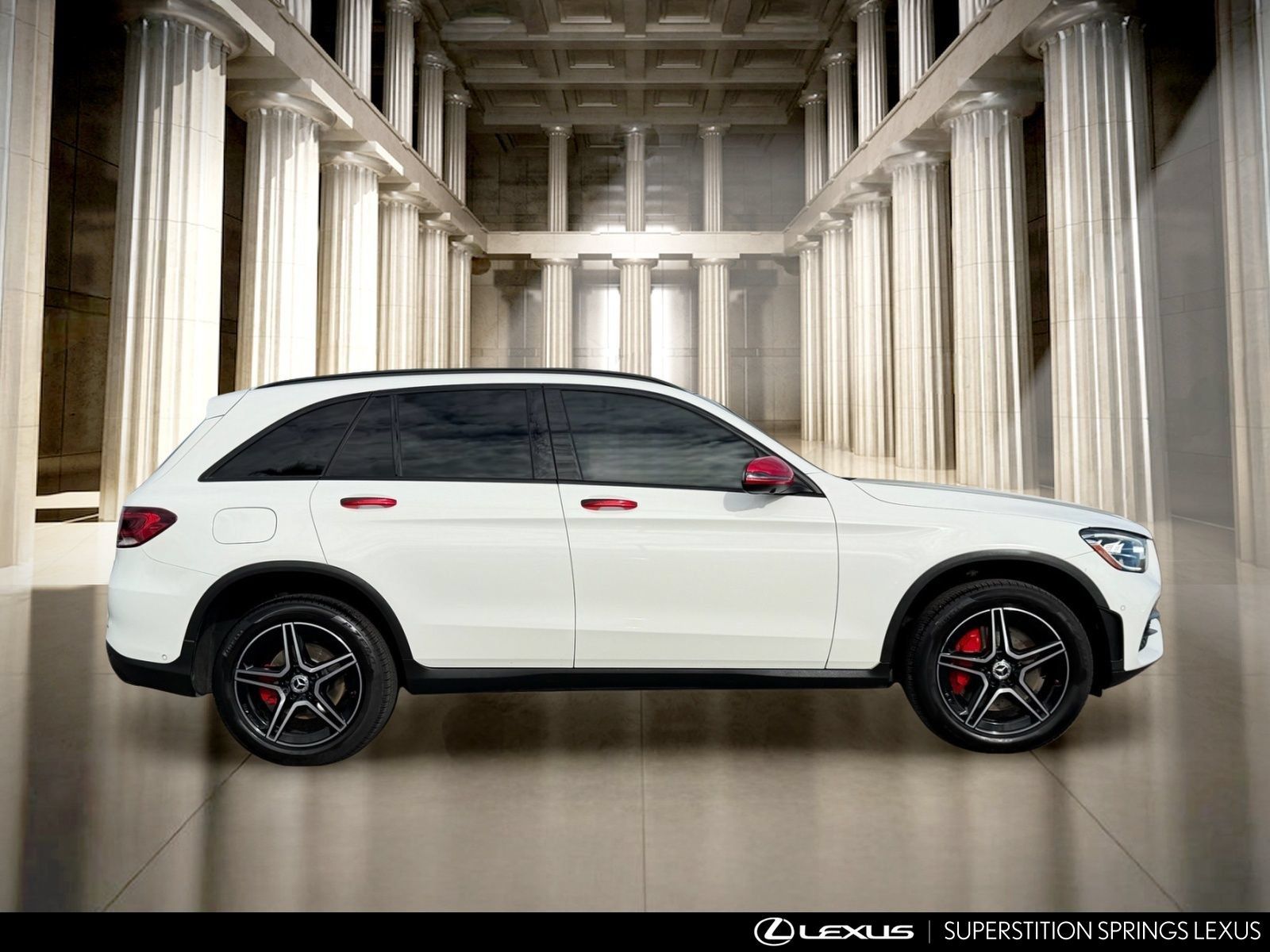 Used 2022 Mercedes-Benz GLC 300 4MATIC image 3