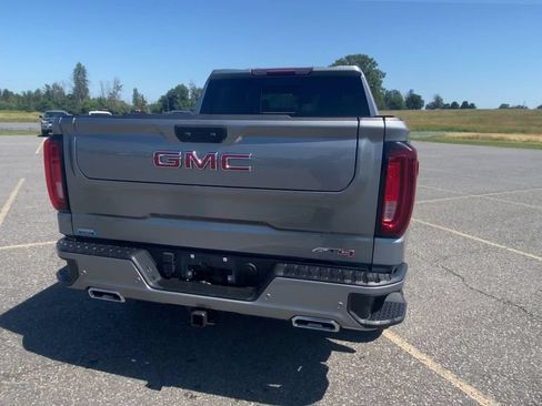 Used 2024 GMC Sierra 1500 AT4 w/ AT4 Premium Package AWD/4WD image 2