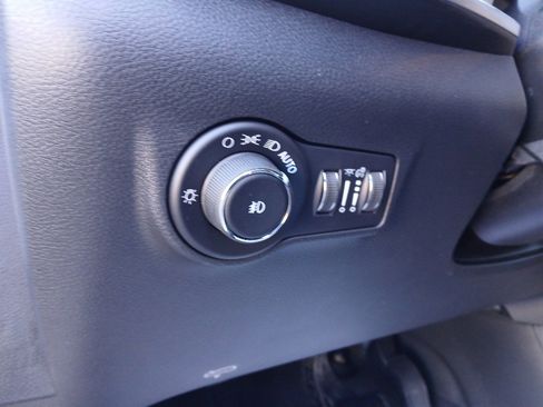 New 2026 Jeep Compass Latitude image 36