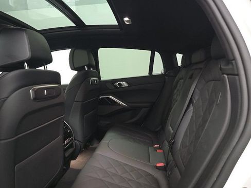 Used 2025 BMW X6 xDrive40i w/ Climate Comfort Package AWD/4WD image 6