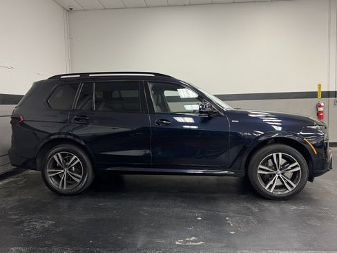 Used 2023 BMW X7 xDrive40i w/ M Sport Package image 5