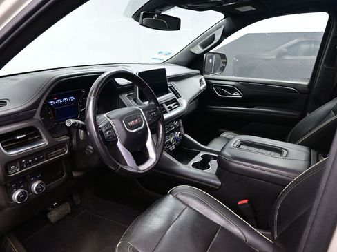 Used 2021 GMC Yukon SLT w/ SLT Premium Package image 6