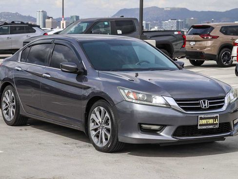 Used 2014 Honda Accord Sport image 3