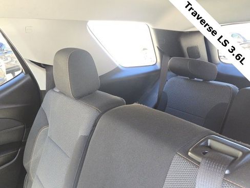 Used 2020 Chevrolet Traverse LS image 13