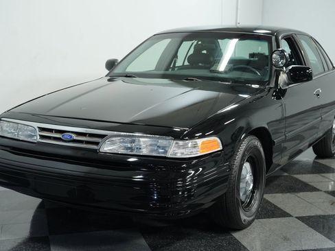 Used 1997 Ford Crown Victoria Police Interceptor image 17