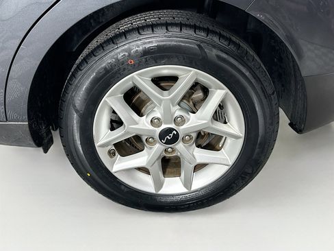 Used 2022 Kia Soul LX w/ Technology Package image 11