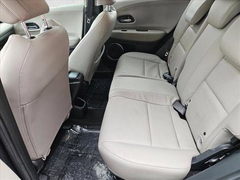 Used 2019 Honda HR-V EX-L image 18