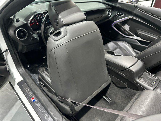 Used 2016 Chevrolet Camaro SS RWD image 53