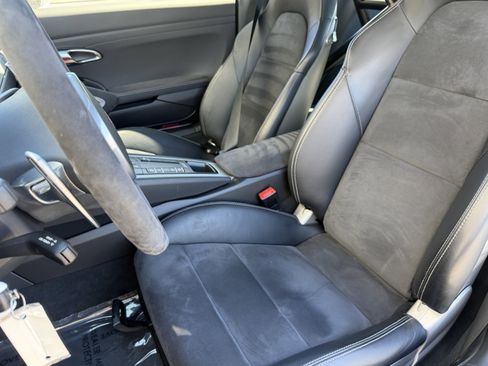 Certified 2015 Porsche 911 GT3 image 5