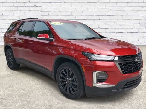 Certified 2023 Chevrolet Traverse RS FWD image 5