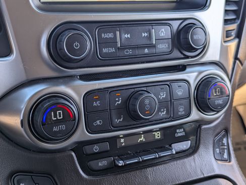 Used 2015 Chevrolet Suburban LTZ image 24