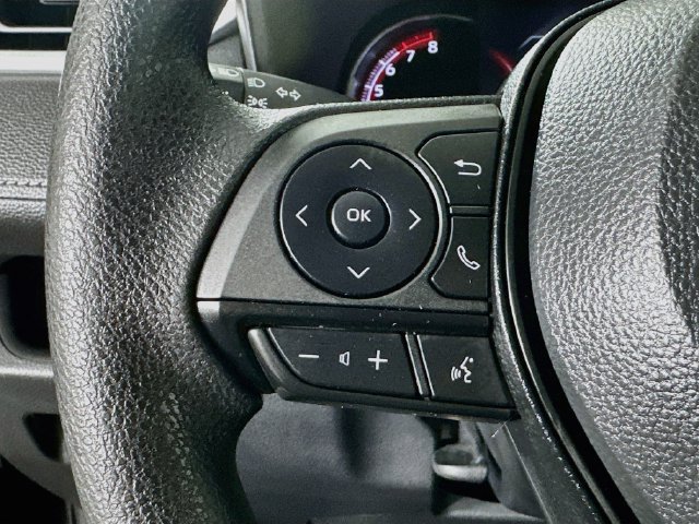 Used 2023 Toyota RAV4 XLE AWD/4WD image 10