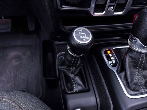 Used 2024 Jeep Wrangler Sahara w/ Technology Group image 28