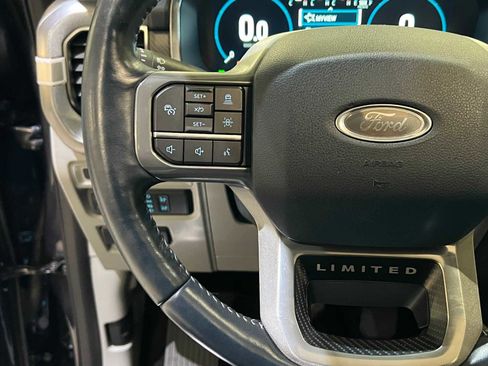 Used 2022 Ford F150 Limited image 22