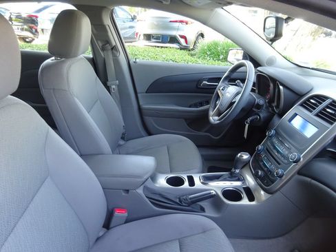 Certified 2015 Chevrolet Malibu LS FWD image 16
