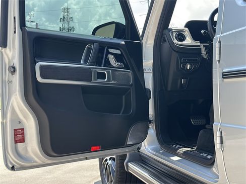 Used 2019 Mercedes-Benz G 550 image 19