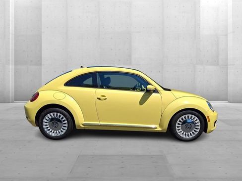 Used 2013 Volkswagen Beetle 2.5 FWD image 7
