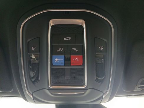 New 2026 Jeep Grand Cherokee L 4WD image 7