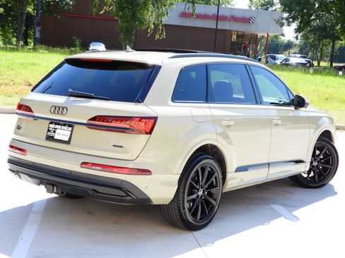 Used 2021 Audi Q7 3.0T Premium Plus AWD/4WD image 14
