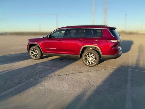 New 2025 Jeep Grand Cherokee L Limited w/ Luxury Tech Group II image 7