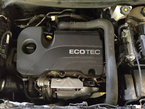 Used 2020 Chevrolet Equinox LT AWD/4WD image 30