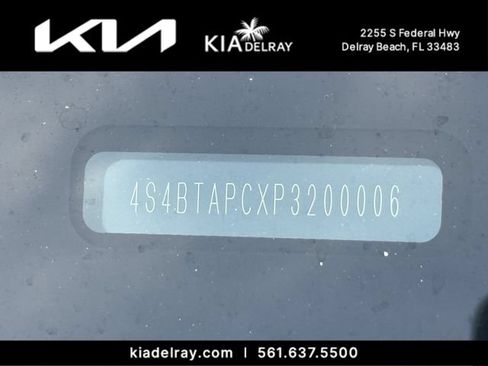 Used 2023 Subaru Outback Touring AWD/4WD image 5